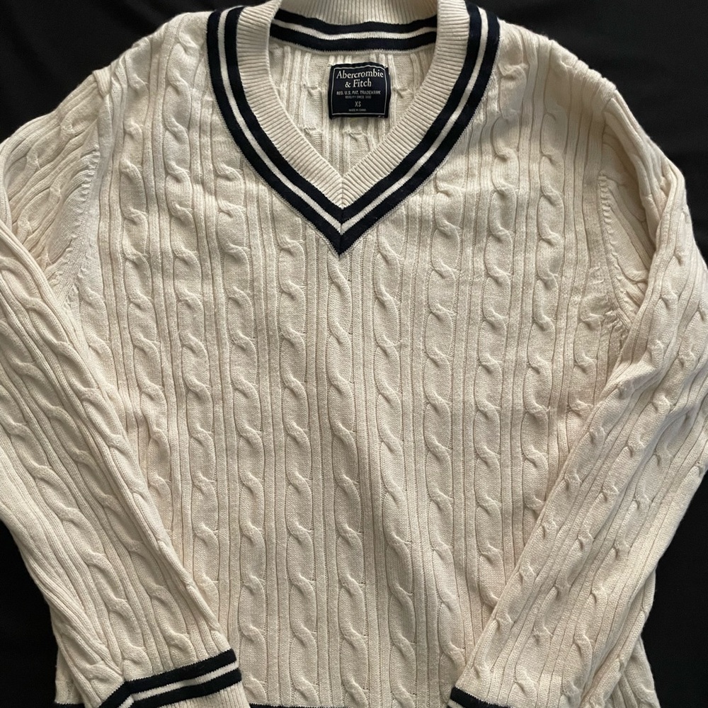 Abercrombie & fitch sweater